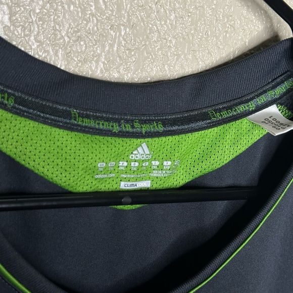 Seattle Sounders 2011-2012 Away Jersey Size XXL - Picture 4 of 5